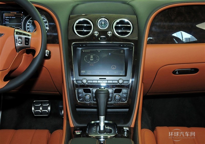 2014款 4.0T V8 尊貴版