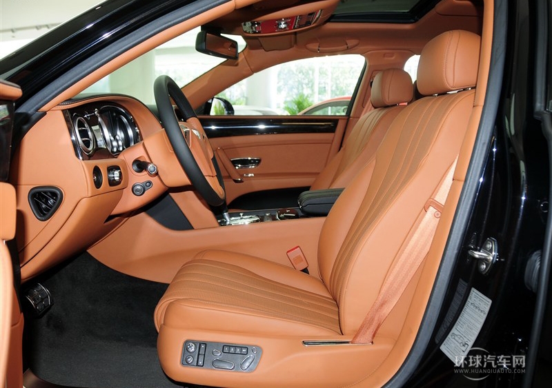 2014款 4.0T V8 尊貴版