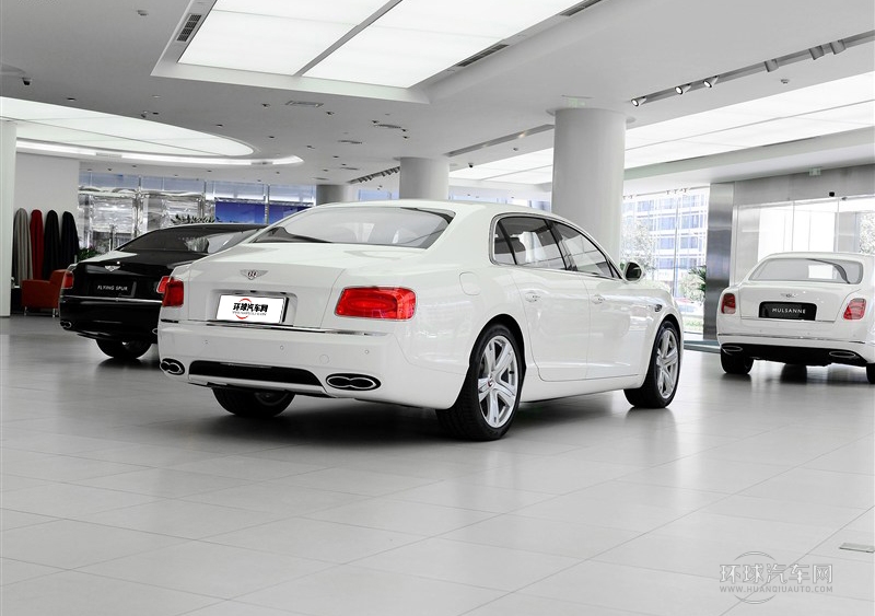 2014款 4.0T V8 標準版