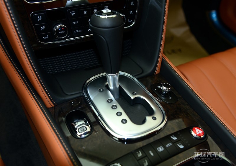 2014款 4.0T V8 標準版