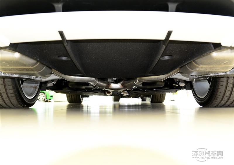 2014款 4.0T V8 標準版