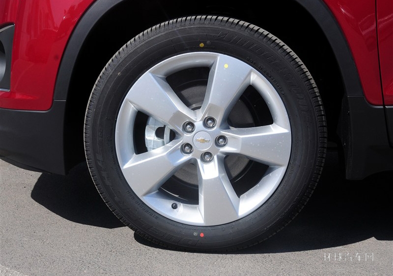 2014款 1.4T 自動(dòng)兩驅(qū)舒適型