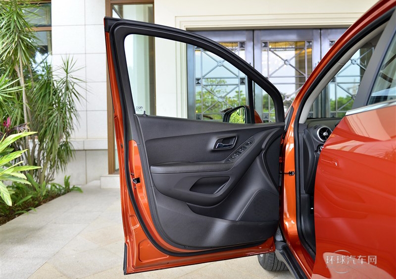 2014款 1.4T 自動四驅旗艦型