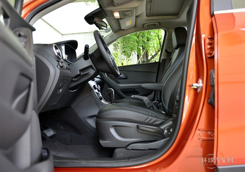 2014款 1.4T 自動四驅旗艦型