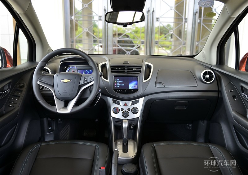 2014款 1.4T 自動(dòng)四驅(qū)旗艦型