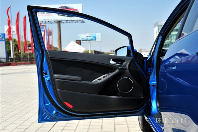 2014款 1.6L 自動Premium