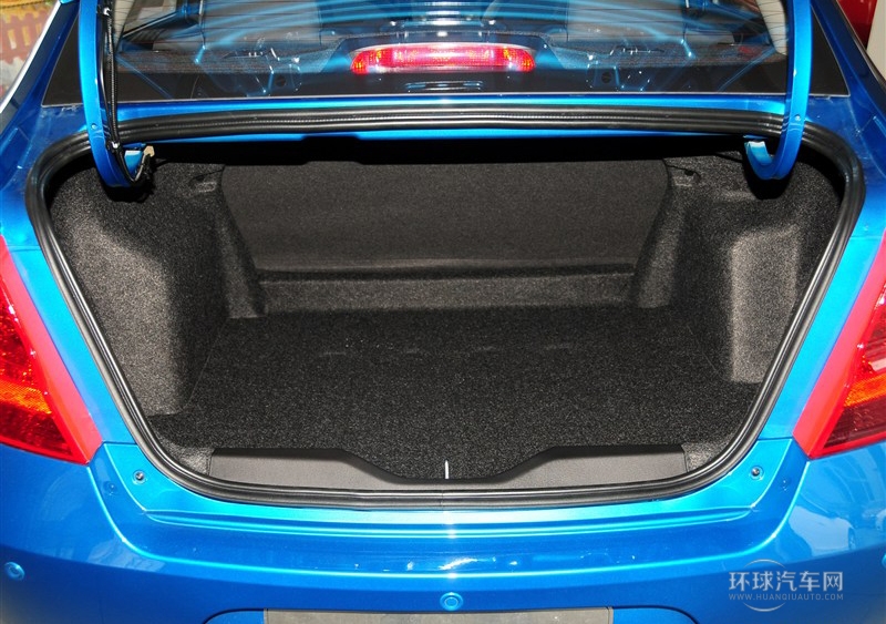 2013款 三廂 1.4L 手動(dòng)優(yōu)逸幸福版