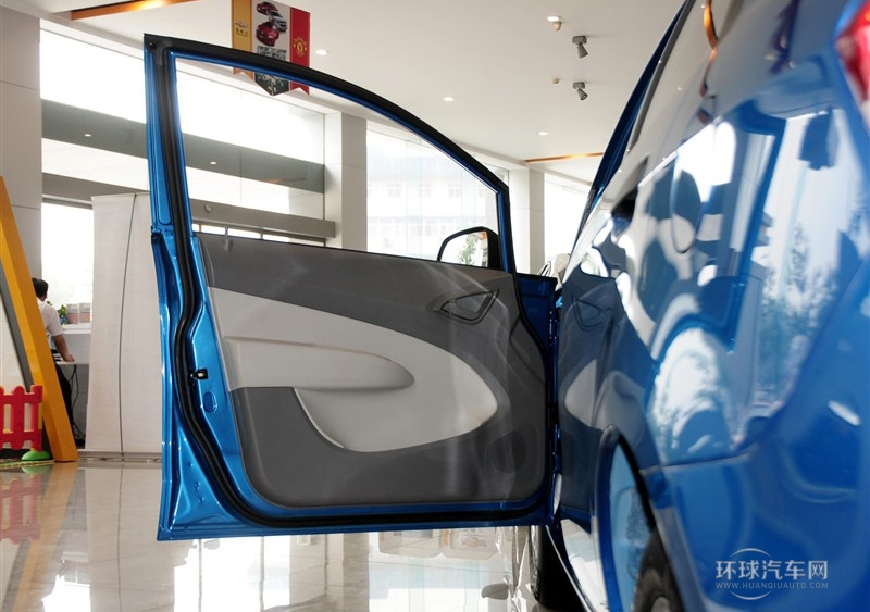 2013款 三廂 1.4L 手動理想版