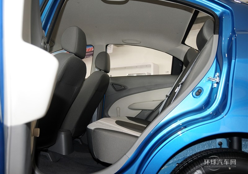 2013款 三廂 1.4L 手動理想版