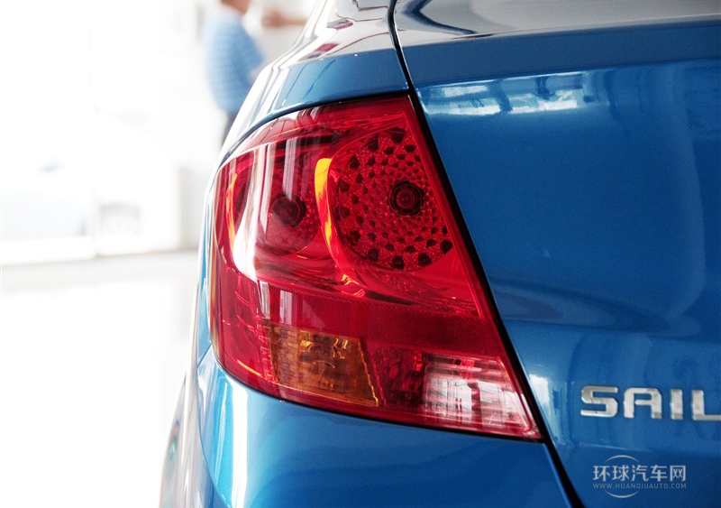 2013款 三廂 1.4L 手動理想版