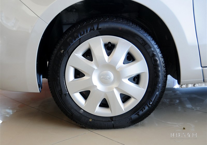 2013款 三廂 1.2L 手動(dòng)理想版