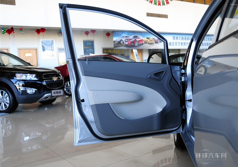 2013款 三廂 1.2L 手動理想版