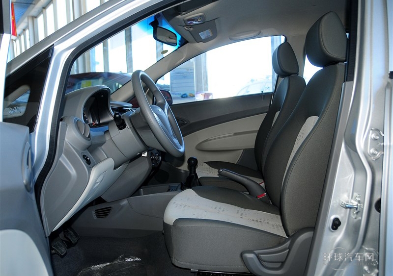 2013款 三廂 1.2L 手動理想版