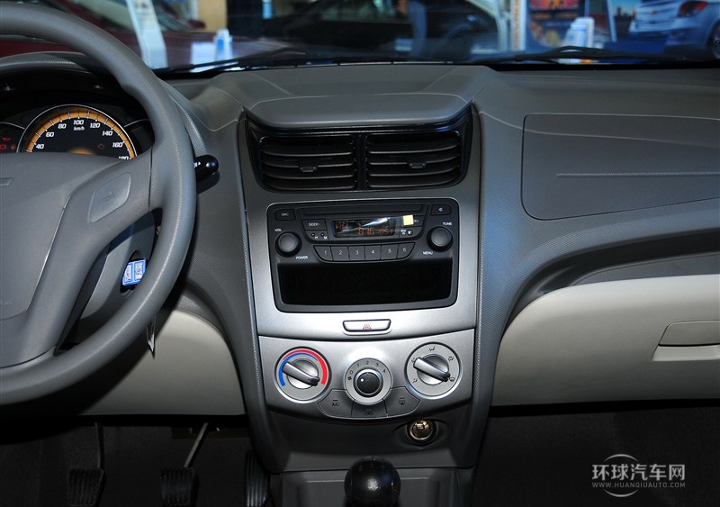 2013款 三廂 1.2L 手動理想版