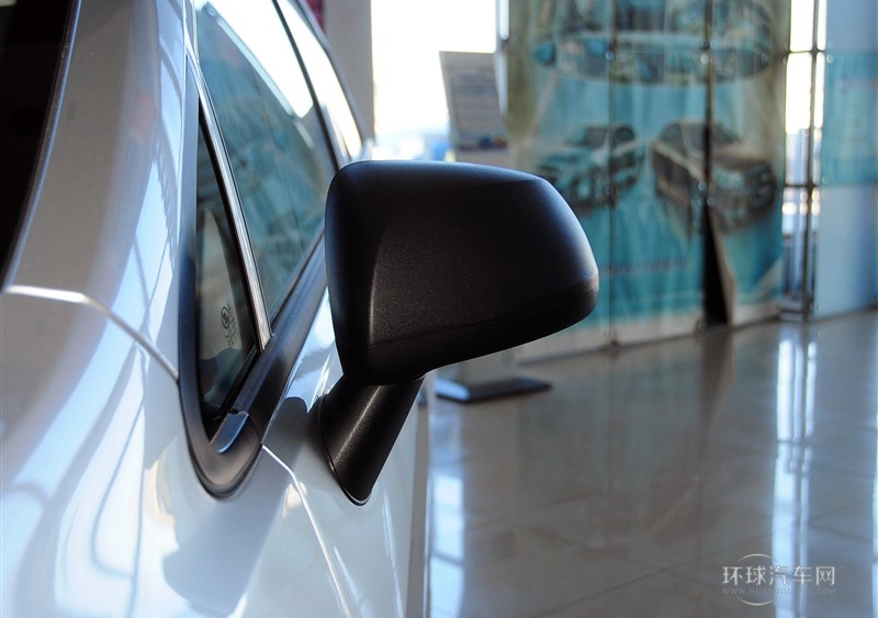 2013款 三廂 1.2L 手動理想版