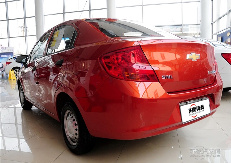 2013款 三廂 1.2L 手動時尚幸福版