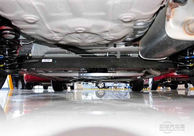 2013款 三廂 1.2L 手動時尚版