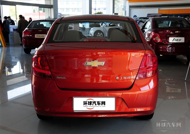 2013款 三廂 1.2L 手動時(shí)尚版