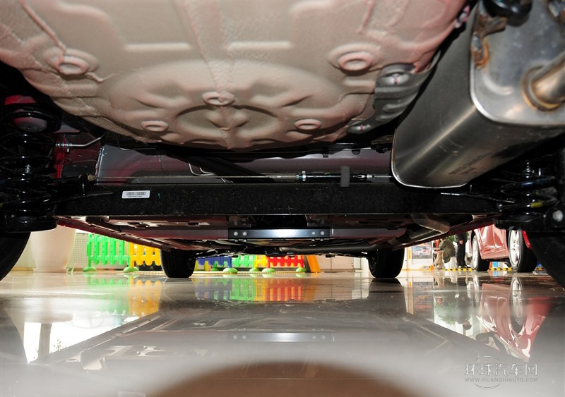 2013款 三廂 1.2L 手動(dòng)溫馨版