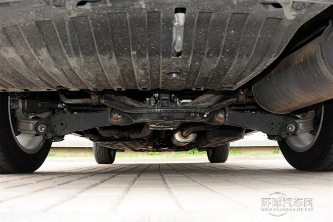 2012款 2.4L 四驅尊貴導航版