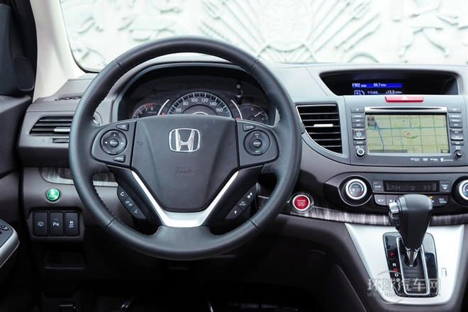 2012款 2.4L 四驅尊貴導航版