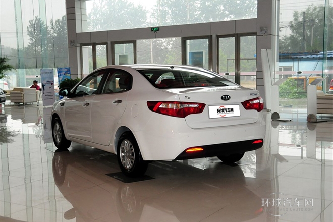 2012款 三廂 1.4L MT GLS紀(jì)念版