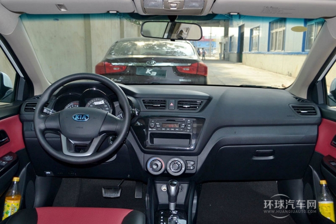 2012款 兩廂 1.4L AT 炫酷紀念版