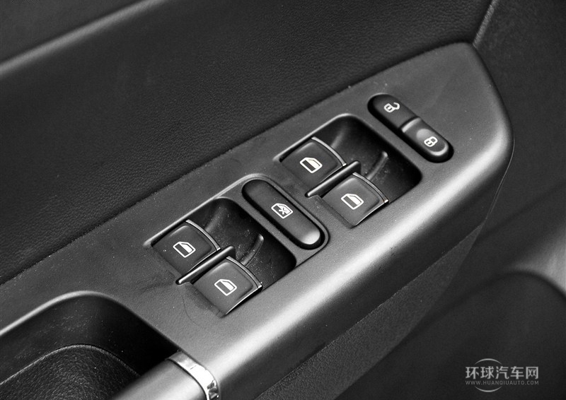 2014款 1.4TSI 手動Sportline