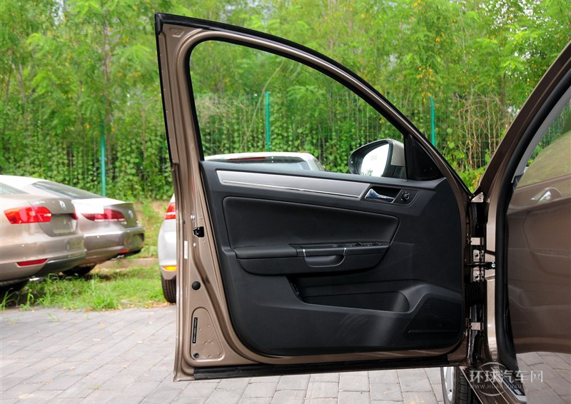 2014款 1.4TSI 自動豪華型