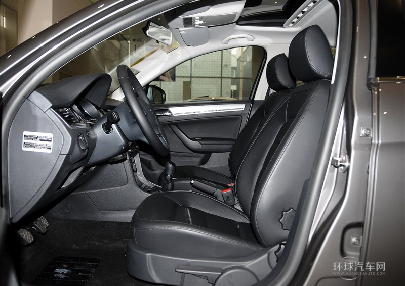 2014款 1.6L 手動舒適型