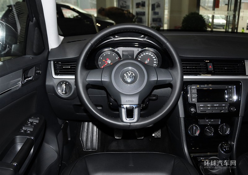 2014款 1.6L 手動舒適型