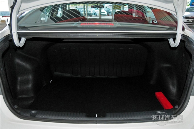 2012款 兩廂 1.6L AT Premium紀念版