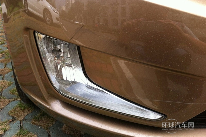 2012款 三廂 1.4L AT TOP紀(jì)念版