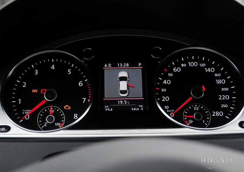 2013款 1.8TSI 豪華型