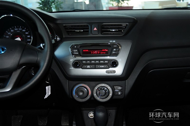 2012款 三廂 1.4L MT TOP紀念版