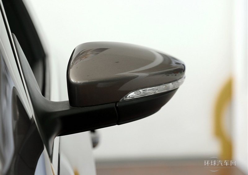 2013款 2.0TSI 豪華型