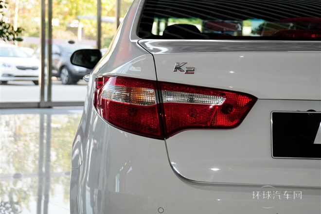 2012款 三廂 1.4L AT GLS紀(jì)念版