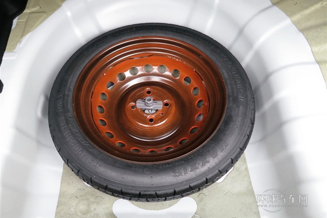 2012款 三廂 1.4L MT GL紀念版