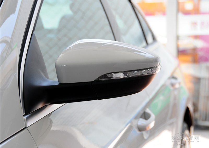 2013款 2.0TSI 尊貴型