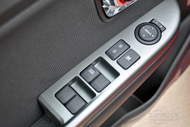 2012款 兩廂 1.4L MT GL紀(jì)念版