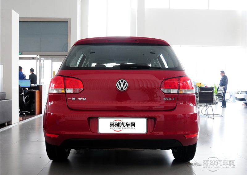 2012款 1.6 自動(dòng)時(shí)尚型