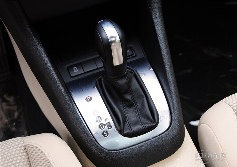 2012款 1.6 自動舒適型