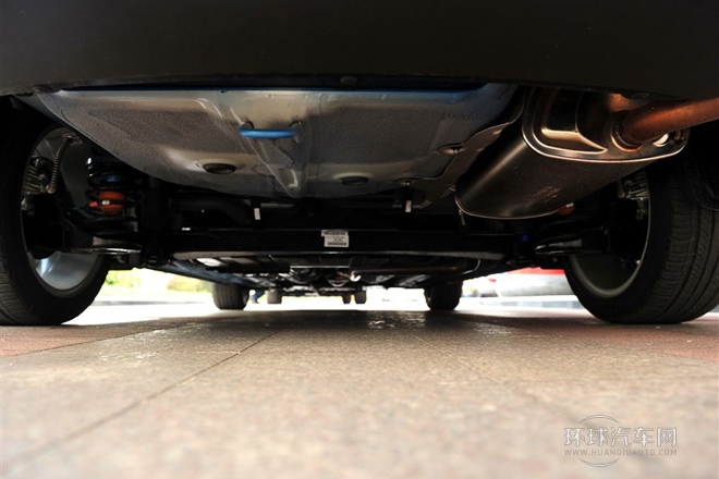 2013款 1.8L 自動(dòng)Premium