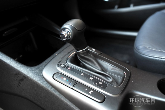 2013款 1.8L 自動Premium