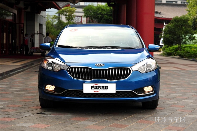 2013款 1.8L 自動(dòng)Premium