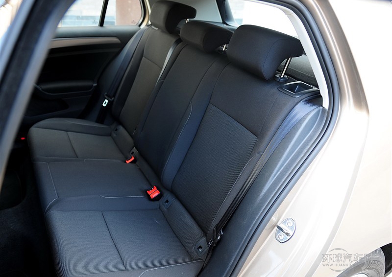 2014款 1.6L 手動(dòng)時(shí)尚型