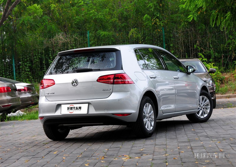 2014款 1.6L 自動(dòng)時(shí)尚型