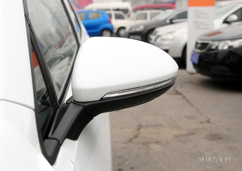 2014款 1.6L 自動舒適型