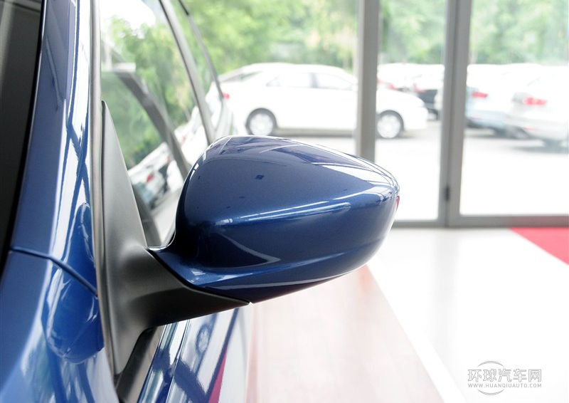 2013款 1.4L 手動時尚型