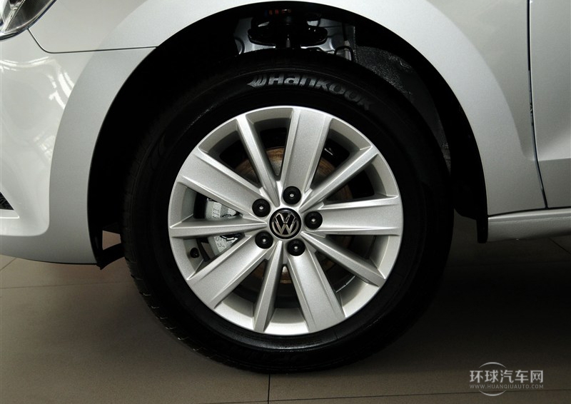 2013款 1.4L 手動舒適型